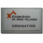 Ordinationsschild Plexi mit Logo